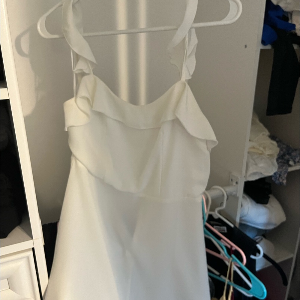White small superdown dress!🤍